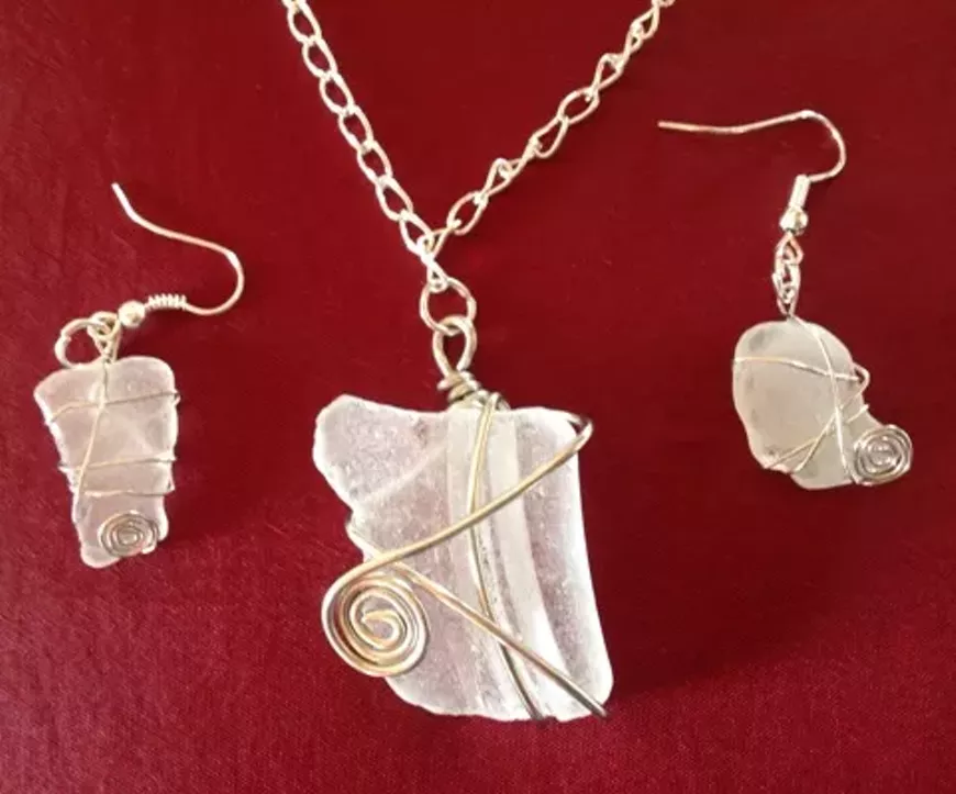 white_sea_glass_smalll.webp
