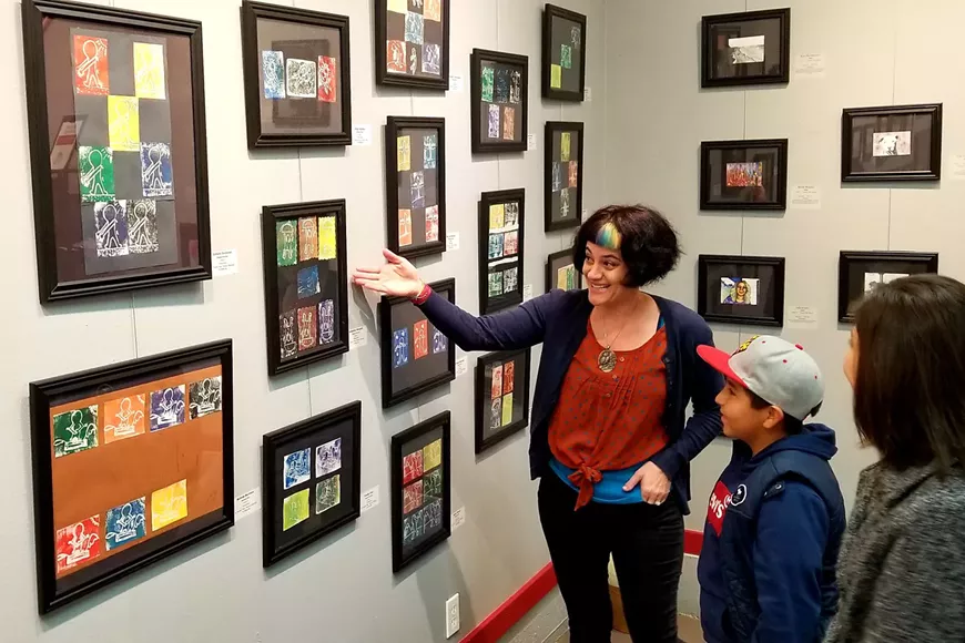 prjusd-gallery-reception.webp