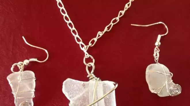 Image: Sea Glass Wire Wrap