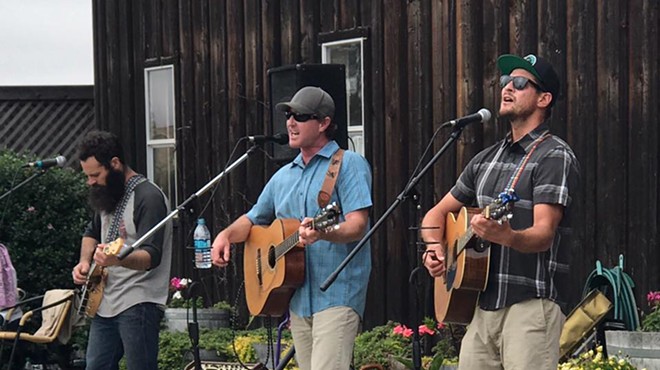 Sunday Concert Series with the Driftwood Brothers