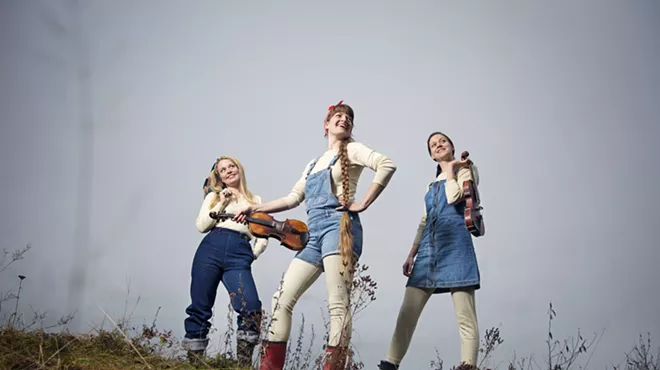 Image: SLOfolks presents Fru Skagerrak