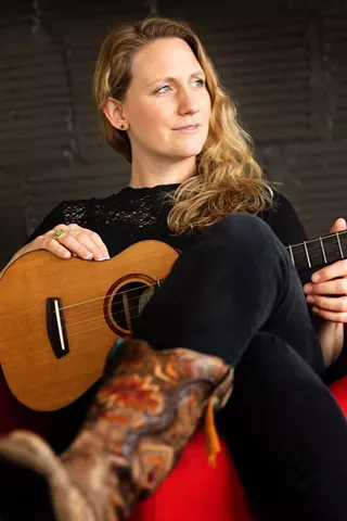 Image: Songwriters At Play: Victoria Vox