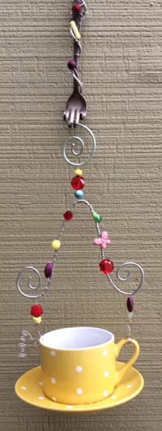 Image: Teacup Wire Bird Feeder