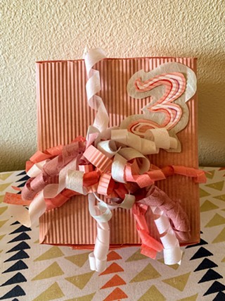 Gift Wrapping at The ARTery: Creative Gift Decor