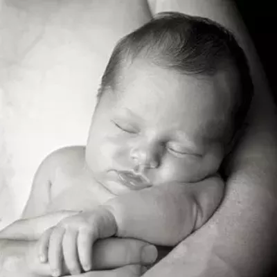 Image: Local doulas call on hospitals to ease visitor restrictions