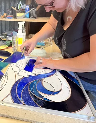 Image: Stained Glass Demonstration with Lara Fields