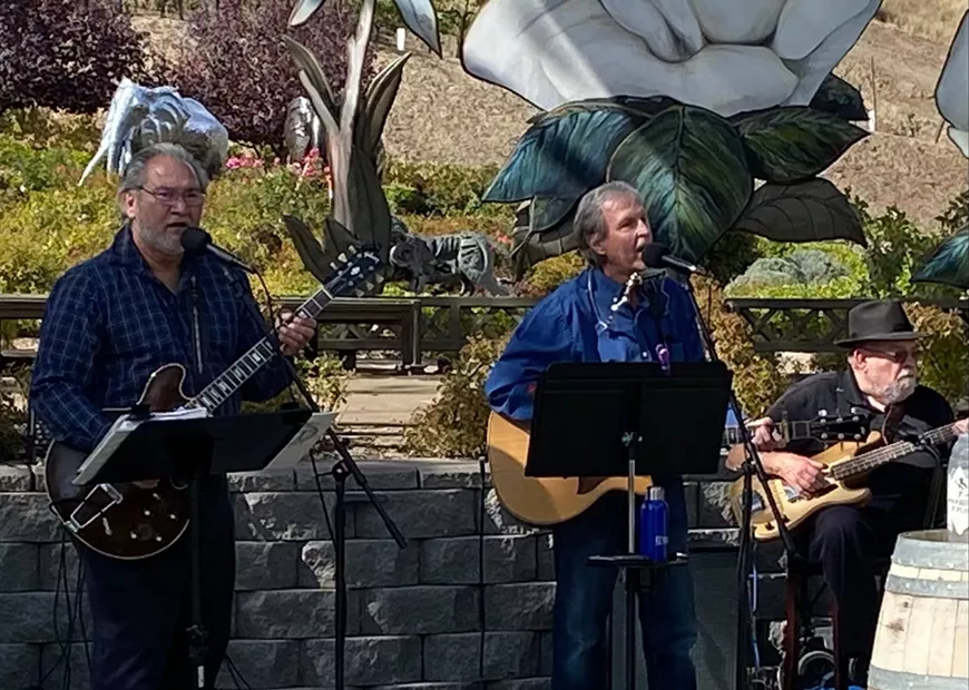 Wine Country Troubadours April 2 Sculpterra Winery