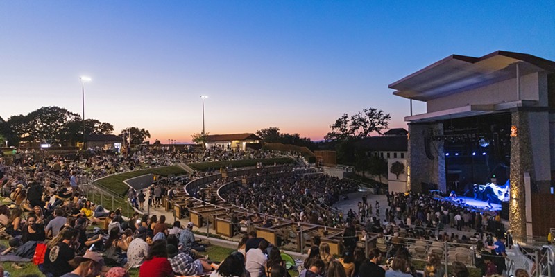 WARM NIGHTS There's nothing quite like a summer evening at Vina Robles Amphitheatre in Paso Robles. Readers knew what they were doing when they voted it this year's Best Live Music Venue and Best Event Venue.