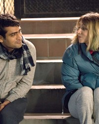 ROMANCE IS IN THE AIR Kumail (Kumail Nanjiani) and Emily (Zoe Kazan) begin a relationship troubled by his Pakistani ethnicity.