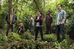 PHOTOS COURTESY OF WARNER BROS. PICTURES - ALL GROWED UP (Left to right) Richie Tozier (Bill Hader), Beverly Marsh (Jessica Chastain), Bill Denbrough (James McAvoy), Eddie Kaspbrak (James Ransone), Mike Hanlon (Isaiah Mustafa), and Ben Hanscom (Jay Ryan) reconvene 27 years after the events of It (2017) to kill the evil clown Pennywise once and for all.